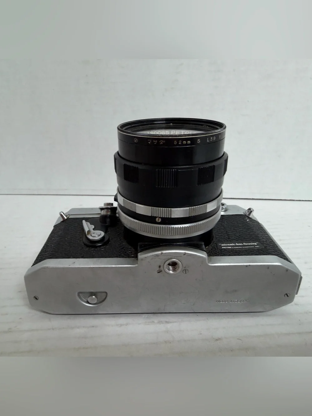Vintage  Petri Flex V SLR Camera w/ Petri 55mm F2 Lens CC lens UNTESTED AS IS